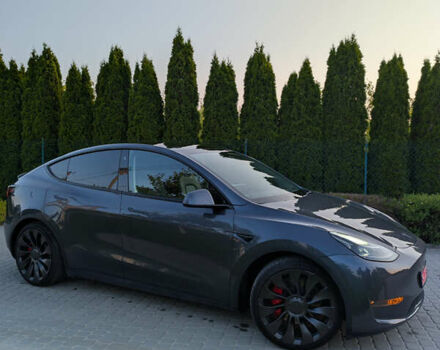 Серый Тесла Model Y, объемом двигателя 0 л и пробегом 47 тыс. км за 26000 $, фото 15 на Automoto.ua