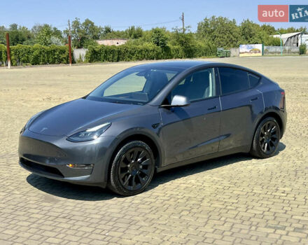 Сірий Тесла Model Y, об'ємом двигуна 0 л та пробігом 45 тис. км за 23300 $, фото 1 на Automoto.ua