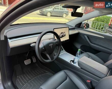 Серый Тесла Model Y, объемом двигателя 0 л и пробегом 20 тыс. км за 42900 $, фото 16 на Automoto.ua