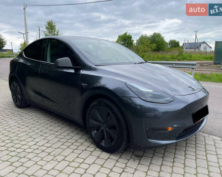Серый Тесла Model Y, объемом двигателя 0 л и пробегом 19 тыс. км за 33700 $, фото 8 на Automoto.ua