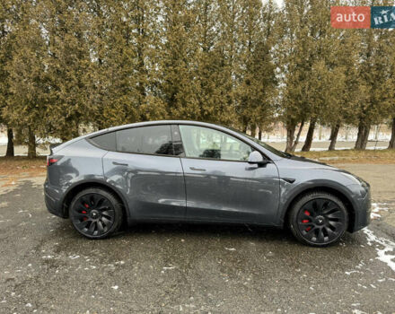 Серый Тесла Model Y, объемом двигателя 0 л и пробегом 28 тыс. км за 28200 $, фото 5 на Automoto.ua