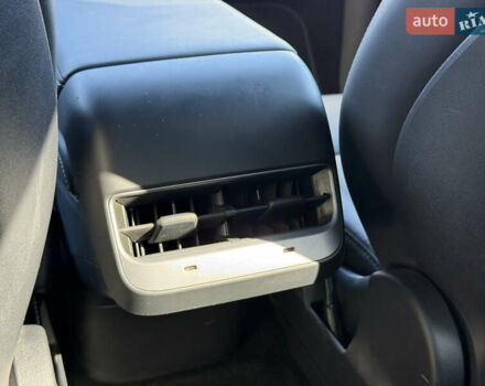 Серый Тесла Model Y, объемом двигателя 0 л и пробегом 46 тыс. км за 27200 $, фото 25 на Automoto.ua