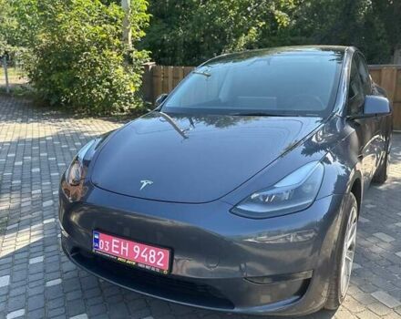 Серый Тесла Model Y, объемом двигателя 0 л и пробегом 1 тыс. км за 36000 $, фото 1 на Automoto.ua