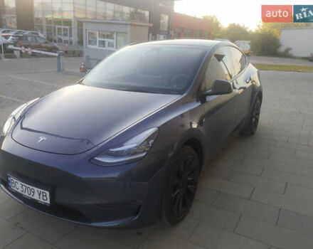 Серый Тесла Model Y, объемом двигателя 0 л и пробегом 10 тыс. км за 32700 $, фото 2 на Automoto.ua