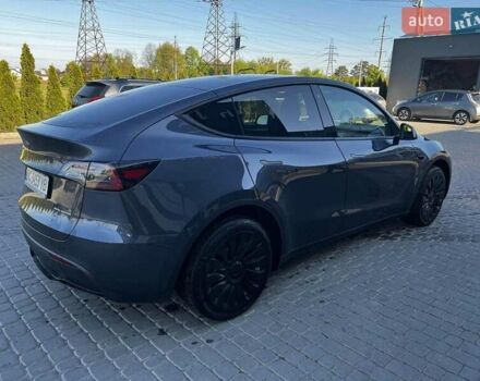 Серый Тесла Model Y, объемом двигателя 0 л и пробегом 2 тыс. км за 32500 $, фото 2 на Automoto.ua