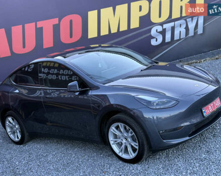 Сірий Тесла Model Y, об'ємом двигуна 0 л та пробігом 68 тис. км за 24499 $, фото 6 на Automoto.ua