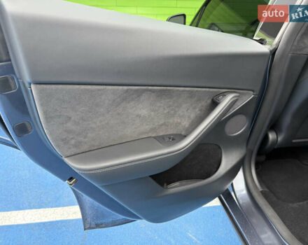 Сірий Тесла Model Y, об'ємом двигуна 0 л та пробігом 73 тис. км за 30000 $, фото 17 на Automoto.ua