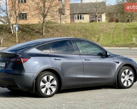 Серый Тесла Model Y, объемом двигателя 0 л и пробегом 15 тыс. км за 32000 $, фото 6 на Automoto.ua