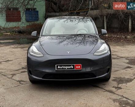 Сірий Тесла Model Y, об'ємом двигуна 0 л та пробігом 22 тис. км за 25990 $, фото 1 на Automoto.ua
