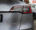 Серый Тесла Model Y, объемом двигателя 0 л и пробегом 61 тыс. км за 32500 $, фото 13 на Automoto.ua