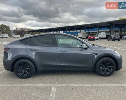Серый Тесла Model Y, объемом двигателя 0 л и пробегом 51 тыс. км за 28900 $, фото 6 на Automoto.ua