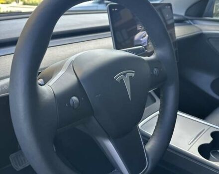 Серый Тесла Model Y, объемом двигателя 0 л и пробегом 28 тыс. км за 24400 $, фото 16 на Automoto.ua