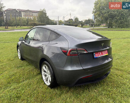 Серый Тесла Model Y, объемом двигателя 0 л и пробегом 44 тыс. км за 26900 $, фото 6 на Automoto.ua