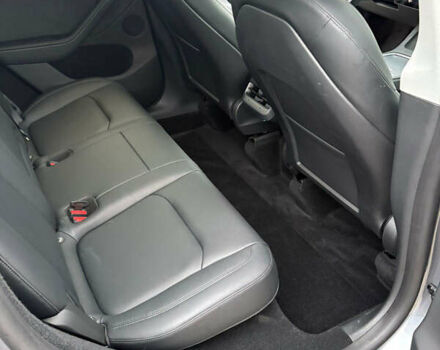 Серый Тесла Model Y, объемом двигателя 0 л и пробегом 17 тыс. км за 34300 $, фото 24 на Automoto.ua