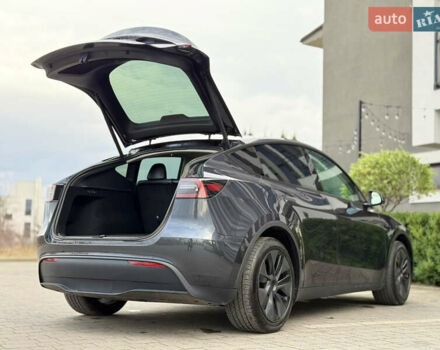 Сірий Тесла Model Y, об'ємом двигуна 0 л та пробігом 13 тис. км за 29999 $, фото 60 на Automoto.ua