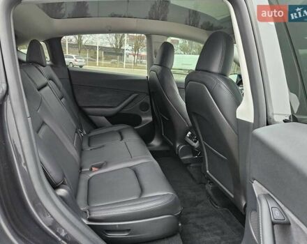 Сірий Тесла Model Y, об'ємом двигуна 0 л та пробігом 12 тис. км за 29900 $, фото 26 на Automoto.ua