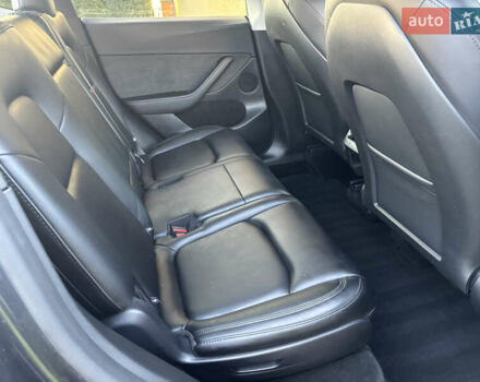 Сірий Тесла Model Y, об'ємом двигуна 0 л та пробігом 9 тис. км за 29900 $, фото 13 на Automoto.ua