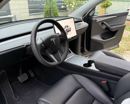 Серый Тесла Model Y, объемом двигателя 0 л и пробегом 11 тыс. км за 28800 $, фото 15 на Automoto.ua