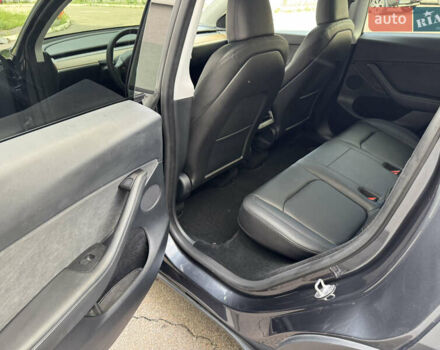 Серый Тесла Model Y, объемом двигателя 0 л и пробегом 14 тыс. км за 33500 $, фото 12 на Automoto.ua