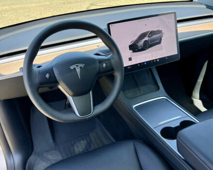 Серый Тесла Model Y, объемом двигателя 0 л и пробегом 45 тыс. км за 24500 $, фото 20 на Automoto.ua