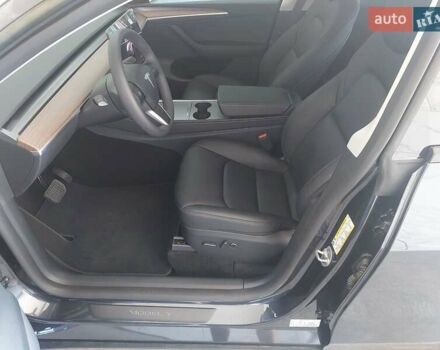 Серый Тесла Model Y, объемом двигателя 0 л и пробегом 1 тыс. км за 29900 $, фото 10 на Automoto.ua