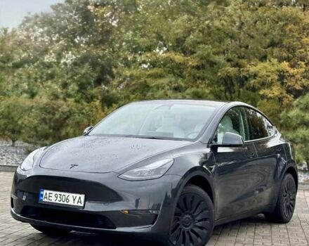 Сірий Тесла Model Y, об'ємом двигуна 0 л та пробігом 14 тис. км за 32487 $, фото 2 на Automoto.ua