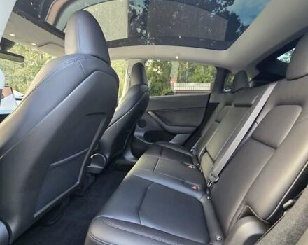 Сірий Тесла Model Y, об'ємом двигуна 0 л та пробігом 19 тис. км за 34900 $, фото 27 на Automoto.ua