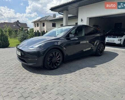 Серый Тесла Model Y, объемом двигателя 0 л и пробегом 20 тыс. км за 33900 $, фото 9 на Automoto.ua