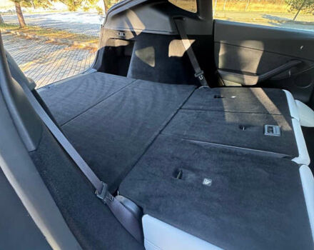 Серый Тесла Model Y, объемом двигателя 0 л и пробегом 9 тыс. км за 29500 $, фото 96 на Automoto.ua