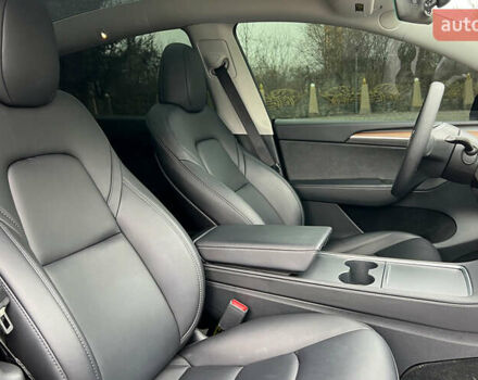 Сірий Тесла Model Y, об'ємом двигуна 0 л та пробігом 24 тис. км за 33850 $, фото 18 на Automoto.ua