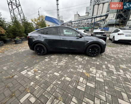 Серый Тесла Model Y, объемом двигателя 0 л и пробегом 8 тыс. км за 31999 $, фото 7 на Automoto.ua
