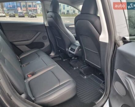 Серый Тесла Model Y, объемом двигателя 0 л и пробегом 24 тыс. км за 30900 $, фото 17 на Automoto.ua
