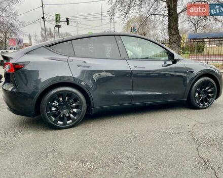 Серый Тесла Model Y, объемом двигателя 0 л и пробегом 23 тыс. км за 28800 $, фото 6 на Automoto.ua