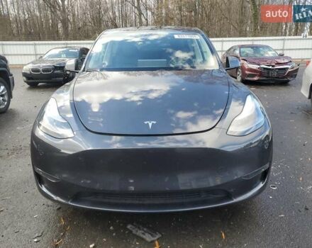 Серый Тесла Model Y, объемом двигателя 0 л и пробегом 9 тыс. км за 17000 $, фото 4 на Automoto.ua