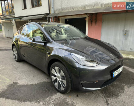 Сірий Тесла Model Y, об'ємом двигуна 0 л та пробігом 12 тис. км за 32500 $, фото 3 на Automoto.ua