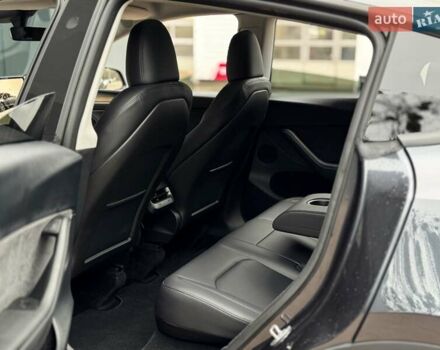 Сірий Тесла Model Y, об'ємом двигуна 0 л та пробігом 16 тис. км за 30500 $, фото 14 на Automoto.ua