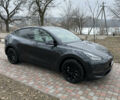 Серый Тесла Model Y, объемом двигателя 0 л и пробегом 1 тыс. км за 33300 $, фото 1 на Automoto.ua