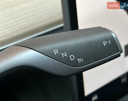 Серый Тесла Model Y, объемом двигателя 0 л и пробегом 2 тыс. км за 35490 $, фото 53 на Automoto.ua