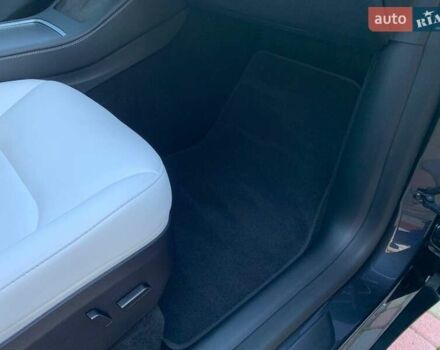 Сірий Тесла Model Y, об'ємом двигуна 0 л та пробігом 6 тис. км за 30900 $, фото 31 на Automoto.ua