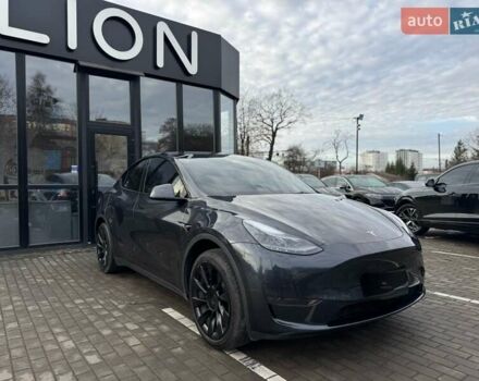 Сірий Тесла Model Y, об'ємом двигуна 0 л та пробігом 31 тис. км за 24499 $, фото 2 на Automoto.ua