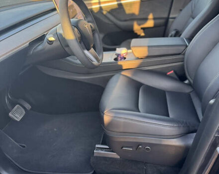 Сірий Тесла Model Y, об'ємом двигуна 0 л та пробігом 11 тис. км за 33000 $, фото 7 на Automoto.ua