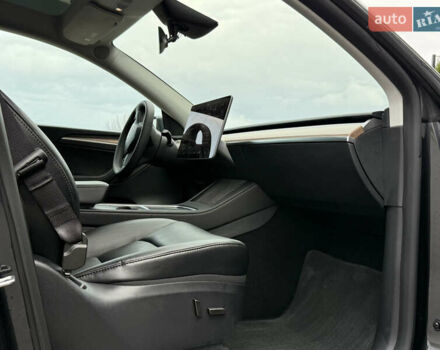 Сірий Тесла Model Y, об'ємом двигуна 0 л та пробігом 13 тис. км за 29999 $, фото 44 на Automoto.ua