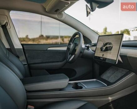 Сірий Тесла Model Y, об'ємом двигуна 0 л та пробігом 12 тис. км за 32500 $, фото 61 на Automoto.ua