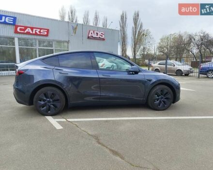 Серый Тесла Model Y, объемом двигателя 0 л и пробегом 1 тыс. км за 33000 $, фото 2 на Automoto.ua