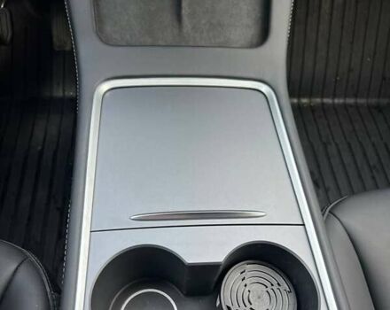 Серый Тесла Model Y, объемом двигателя 0 л и пробегом 4 тыс. км за 29900 $, фото 19 на Automoto.ua