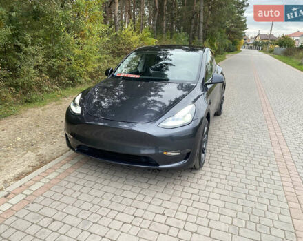Серый Тесла Model Y, объемом двигателя 0 л и пробегом 12 тыс. км за 30800 $, фото 7 на Automoto.ua