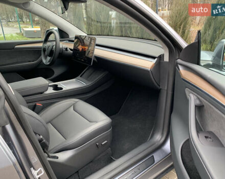 Сірий Тесла Model Y, об'ємом двигуна 0 л та пробігом 5 тис. км за 42500 $, фото 27 на Automoto.ua