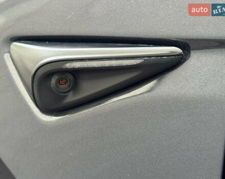 Серый Тесла Model Y, объемом двигателя 0 л и пробегом 14 тыс. км за 33500 $, фото 16 на Automoto.ua