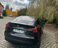 Серый Тесла Model Y, объемом двигателя 0 л и пробегом 26 тыс. км за 31700 $, фото 1 на Automoto.ua