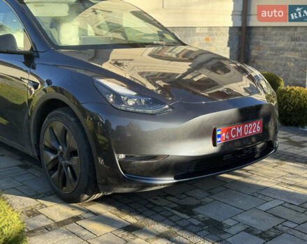 Серый Тесла Model Y, объемом двигателя 0 л и пробегом 8 тыс. км за 28700 $, фото 3 на Automoto.ua